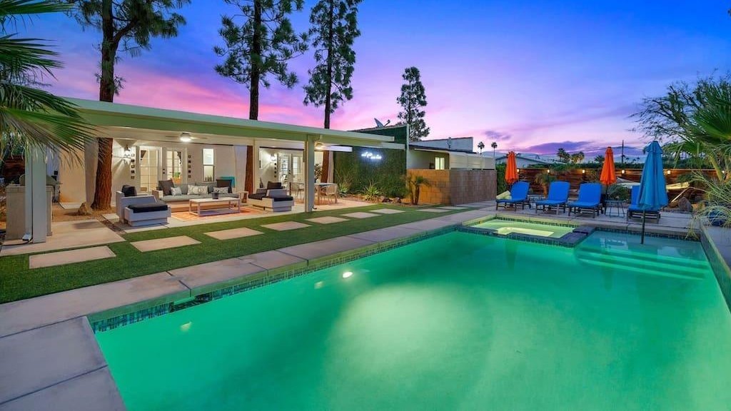Casa cerritos offers a sparkling pool and inviting jacuzzi