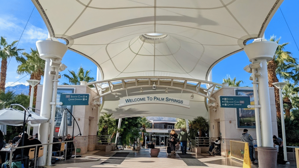 palm springs welcome sign