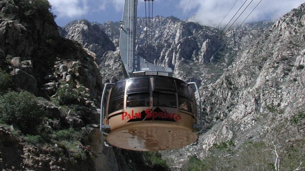 palm springs cable car mountain background