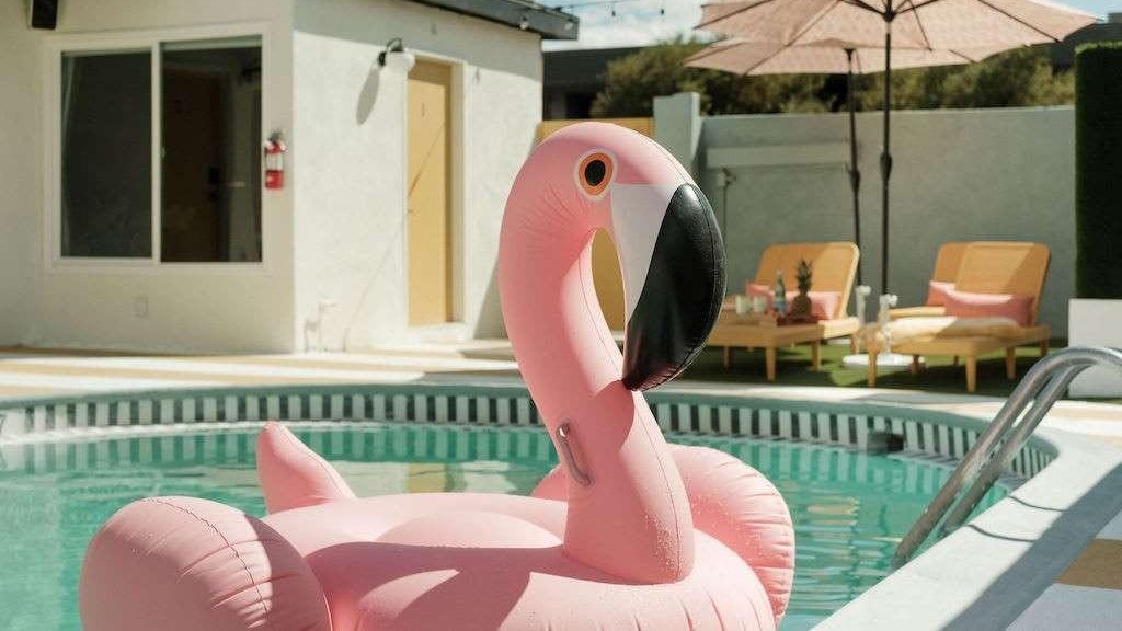 Luxury Suites with Private Amenities Palm Springs