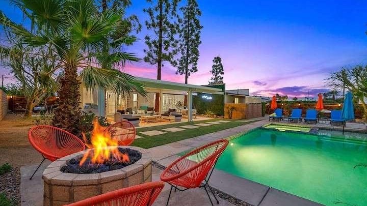 APEK Rentals fire pit pool house