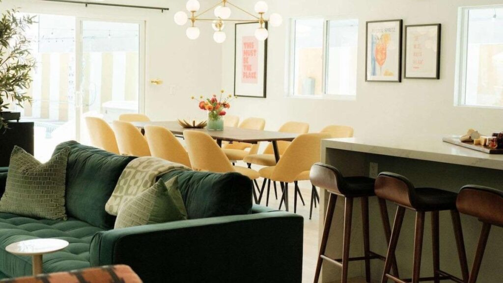 The Maya & The Mod Luxury Suites with Private Amenities interioir design dining room