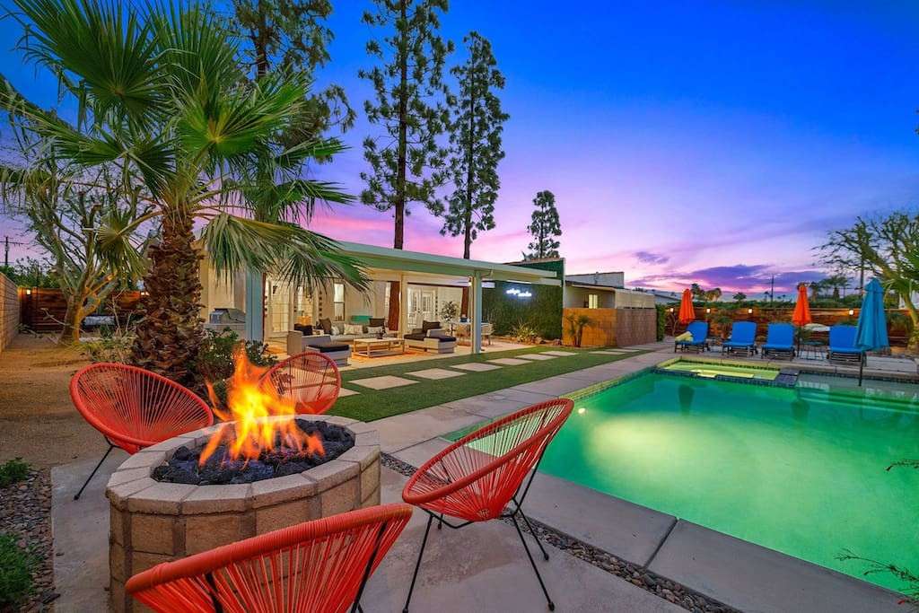 Luxurious Palm Springs Getaway with Pool