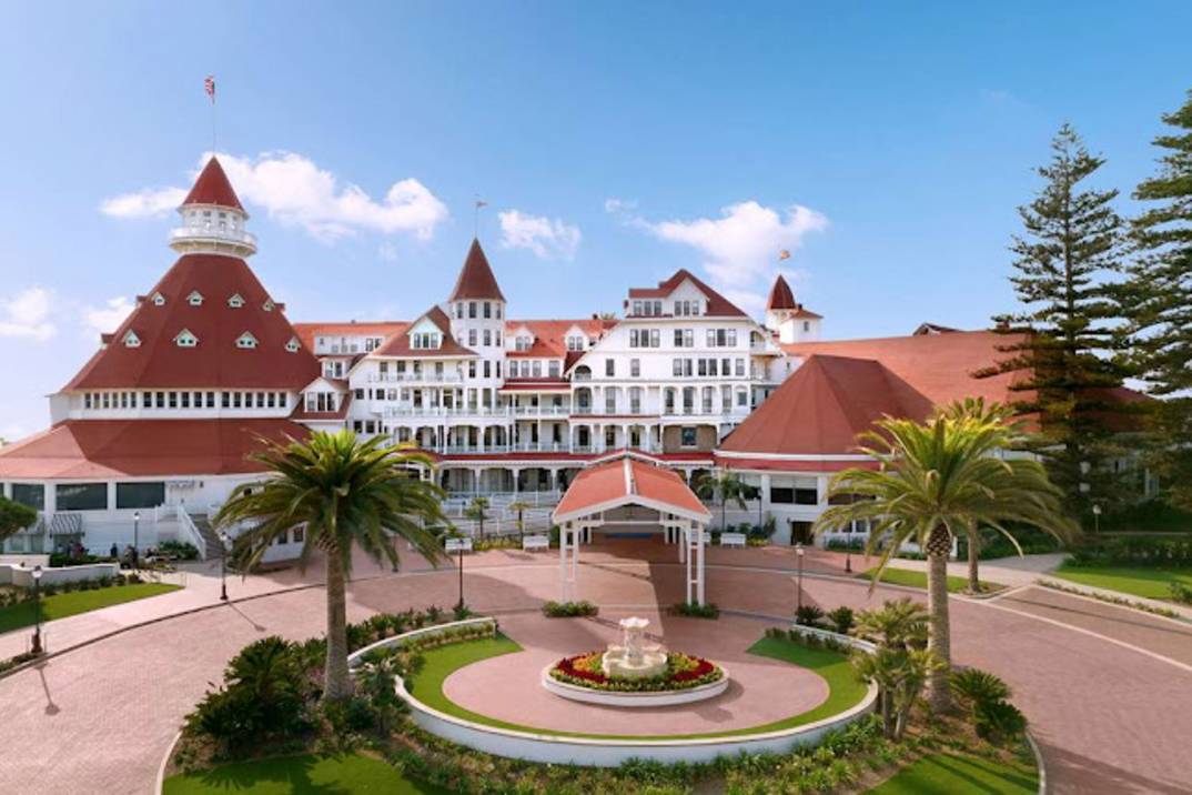 Historic Hotel del Coronado on the beach