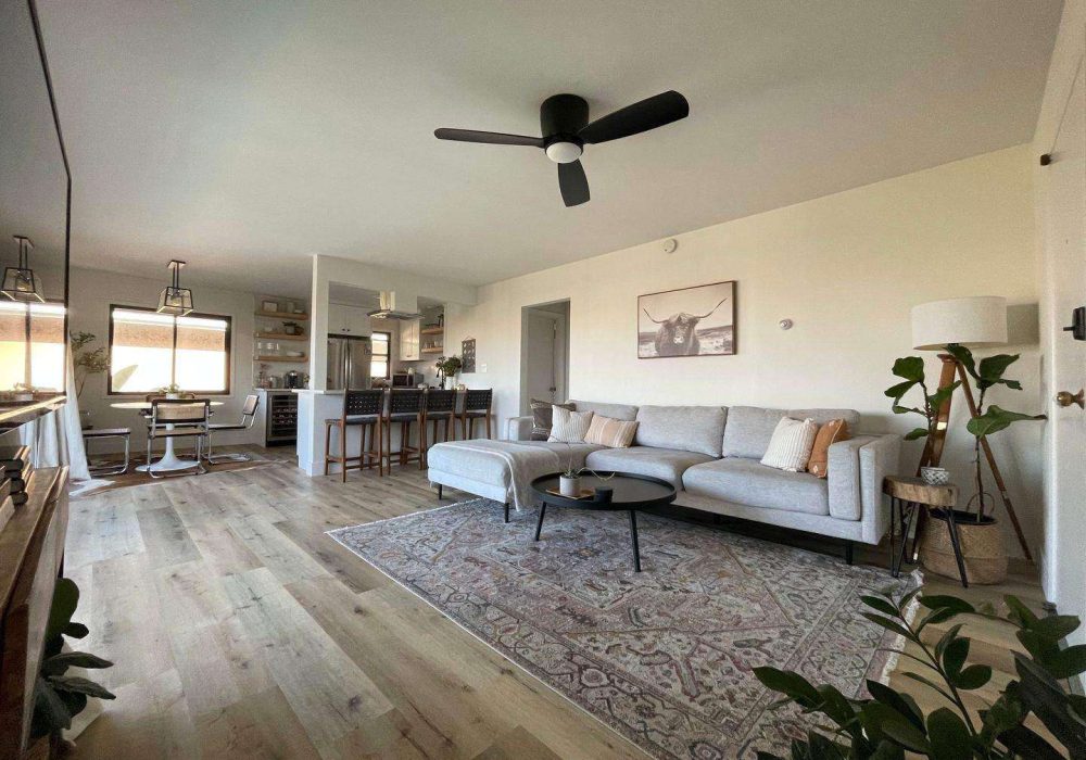 beautiful vacation rental living room